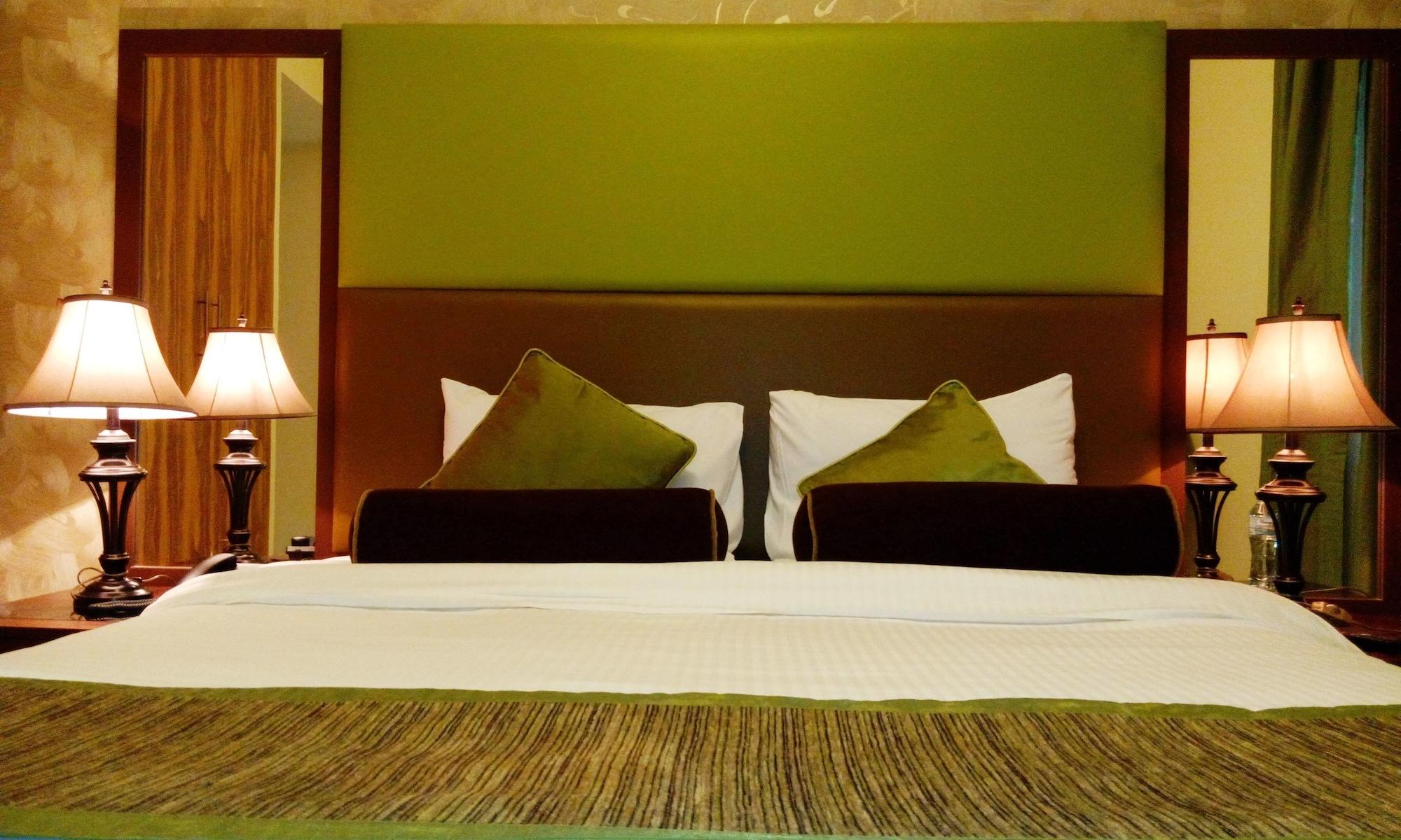 Al Waleed Palace Hotel Apartment Al Barsha Dubai Luaran gambar
