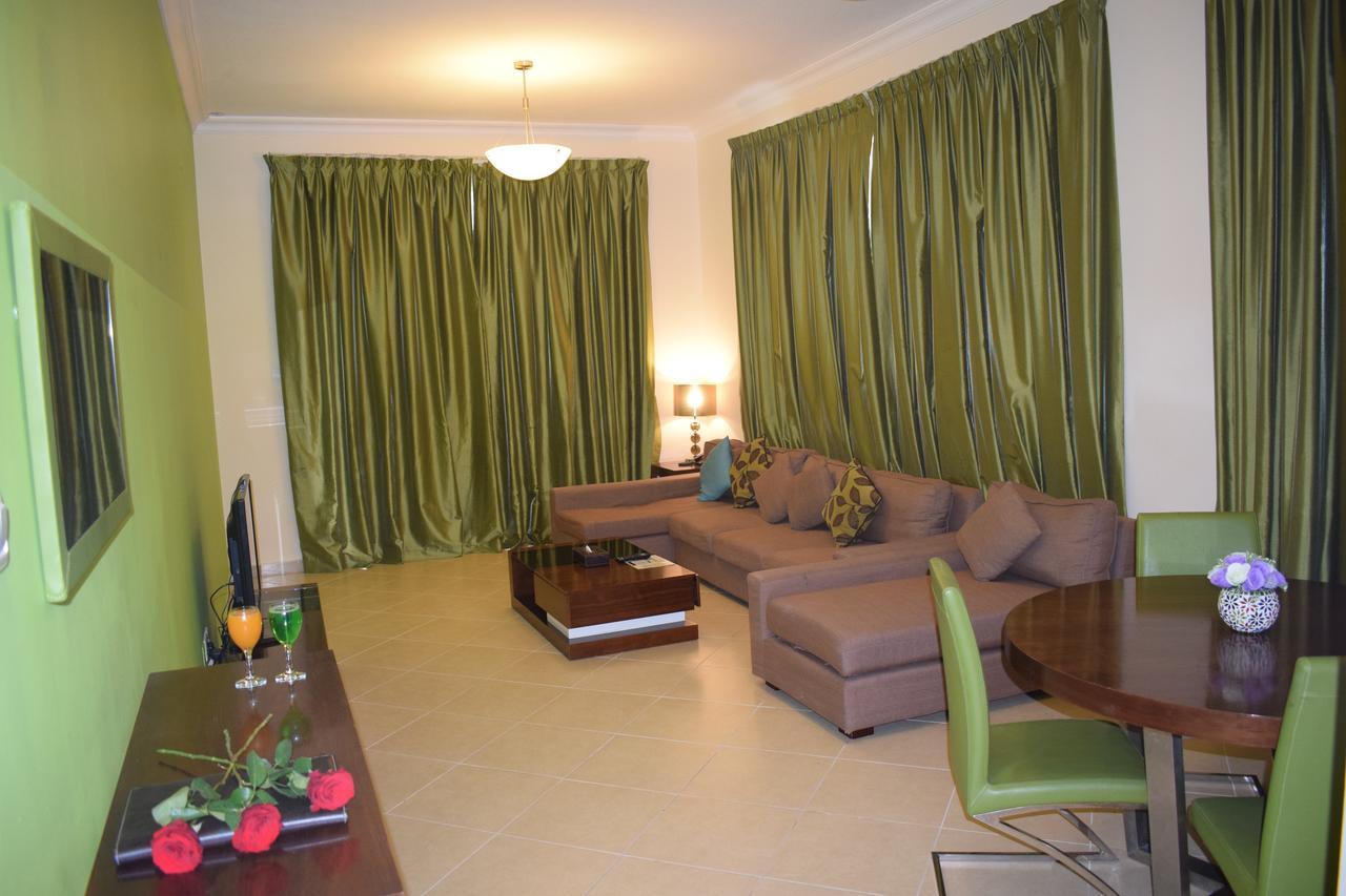 Al Waleed Palace Hotel Apartment Al Barsha Dubai Luaran gambar