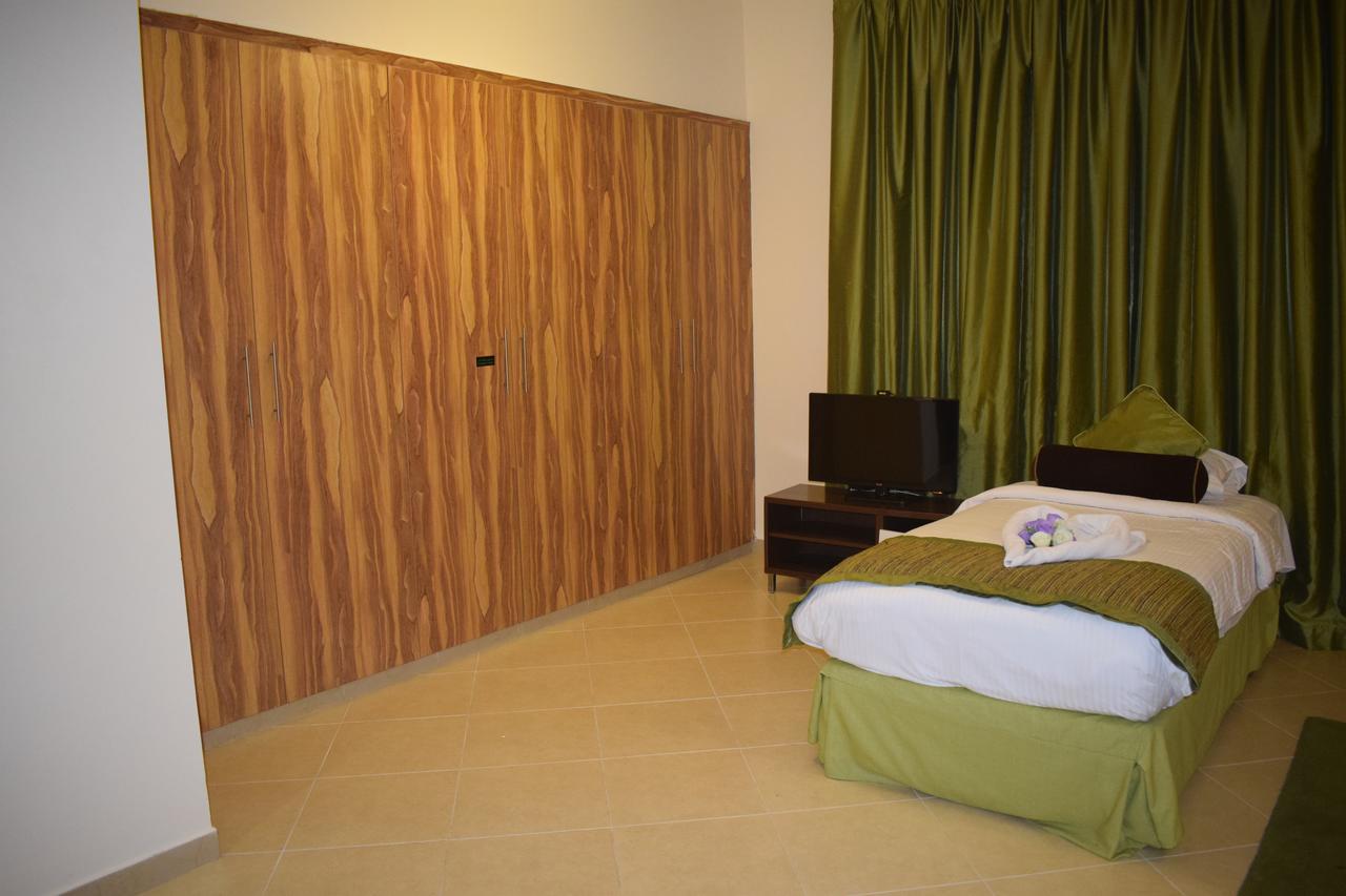 Al Waleed Palace Hotel Apartment Al Barsha Dubai Luaran gambar